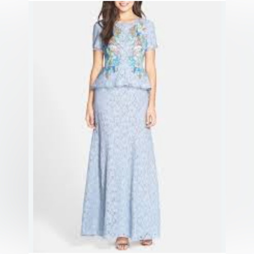 BCBGMazAzria Enaya Gown